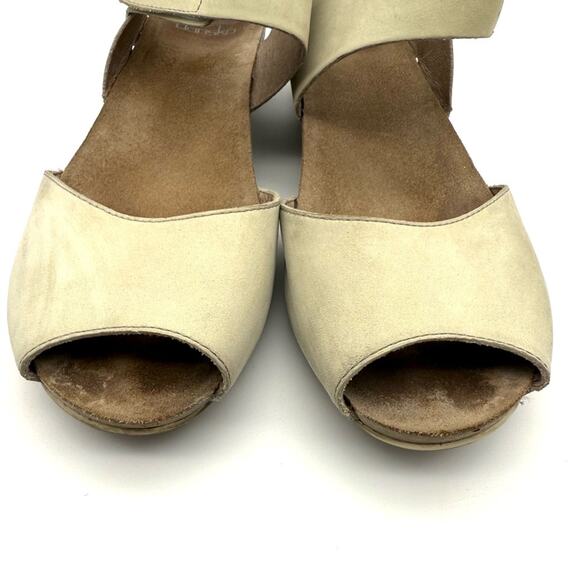 Dansko Vera Wedge Sandal Oyster Cream Nubuck EU 39 US 8.5-9 - Picture 3 of 12